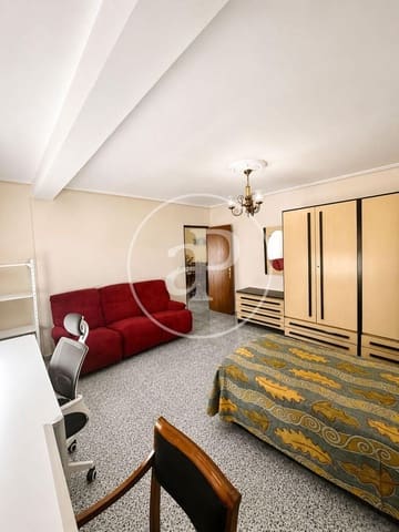 3 sovrum Lägenhet att hyra i Albors, Valencia stad - 1 300 € (Ref: 9945792)