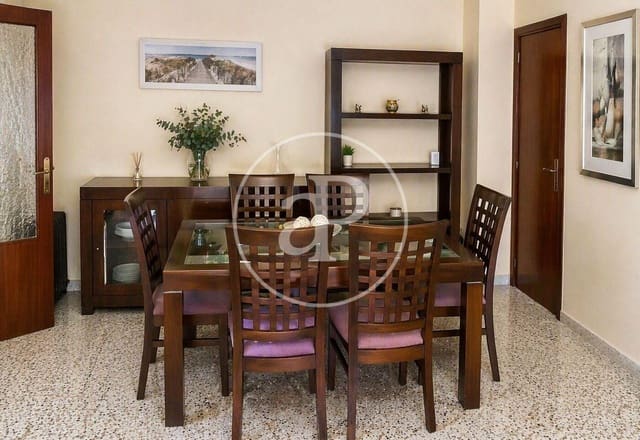 3 sovrum Lägenhet att hyra i Albors, Valencia stad - 1 300 € (Ref: 9945792)
