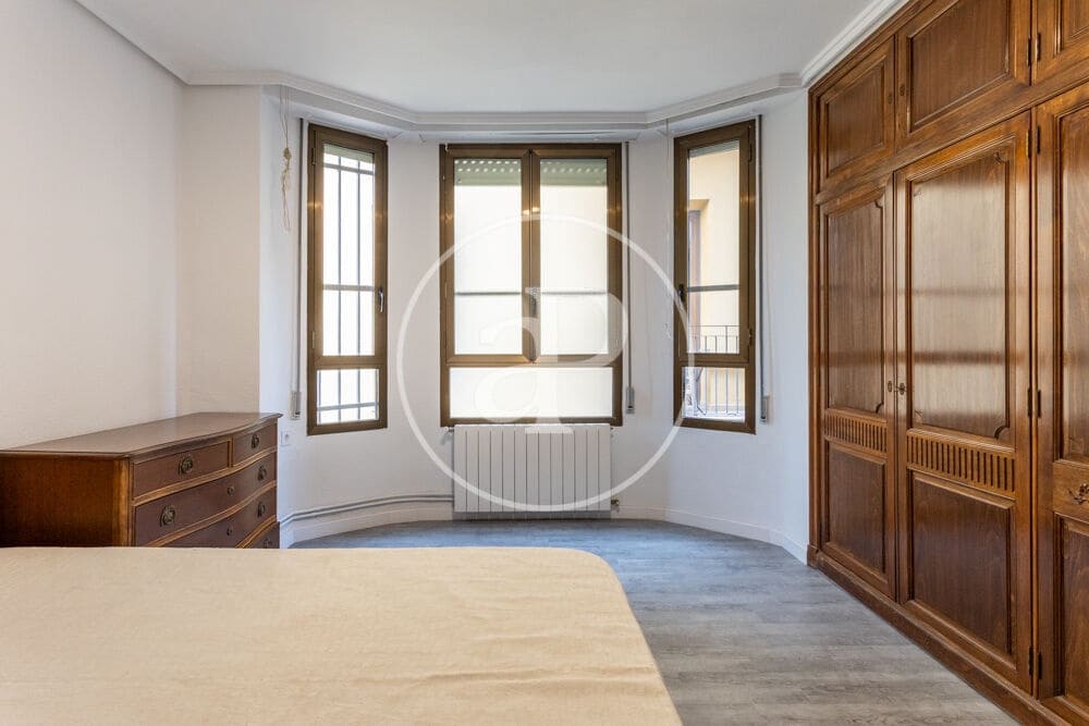 4 soveværelse Lejlighed til leje i Valencia by - € 2.100 (Ref: 9949861)