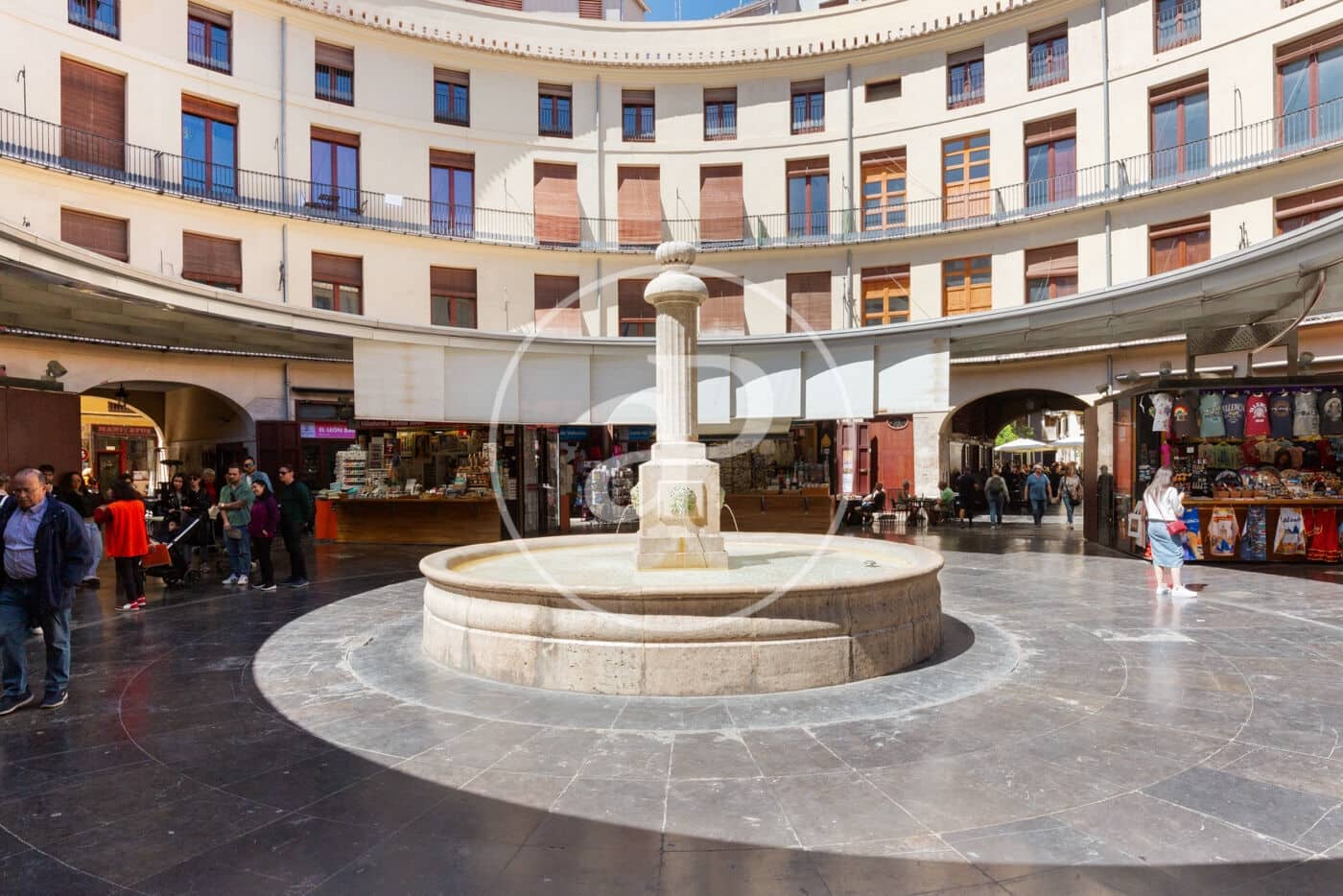 4 soveværelse Lejlighed til leje i Valencia by - € 2.100 (Ref: 9949861)