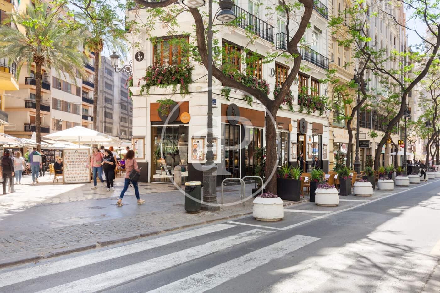 4 soveværelse Lejlighed til leje i Valencia by - € 2.100 (Ref: 9949861)