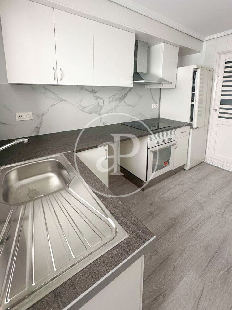 4 chambre Appartement à vendre à Castello de la Plana - 158 500 € (Ref: 9949863)