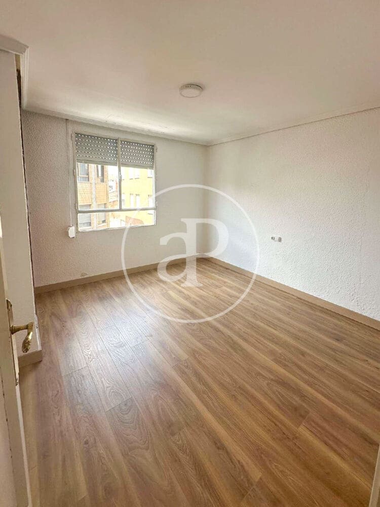 4 chambre Appartement à vendre à Castello de la Plana - 158 500 € (Ref: 9949863)