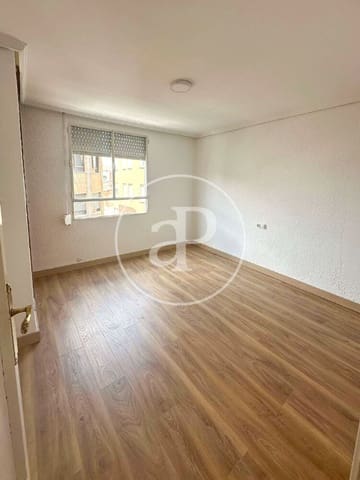 4 soveværelse Lejlighed til salg i Castelló de la Plana - € 158.500 (Ref: 9949863)