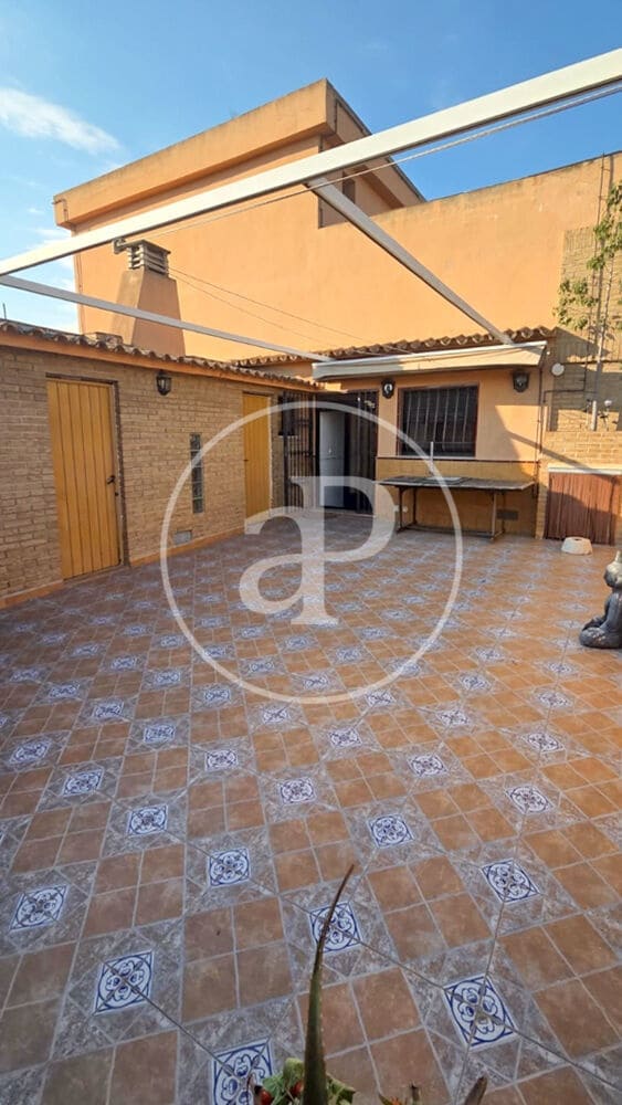 3 bedroom Penthouse for sale in Picassent with pool - € 269,000 (Ref: 9949864)