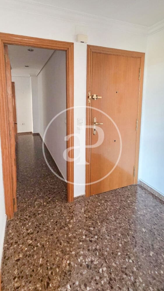3 bedroom Penthouse for sale in Picassent with pool - € 269,000 (Ref: 9949864)