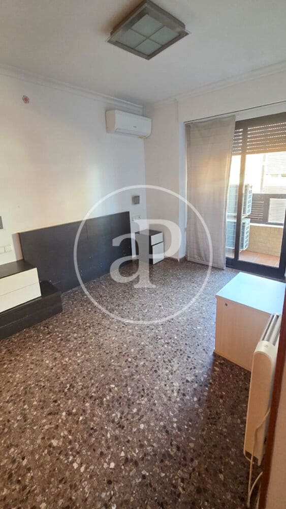 3 bedroom Penthouse for sale in Picassent with pool - € 269,000 (Ref: 9949864)