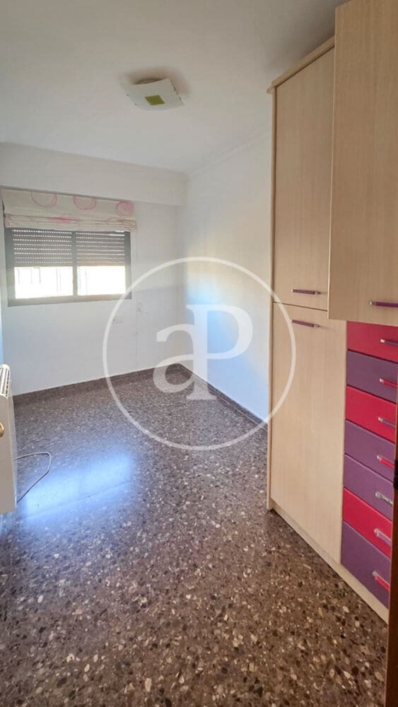 3 bedroom Penthouse for sale in Picassent with pool - € 269,000 (Ref: 9949864)