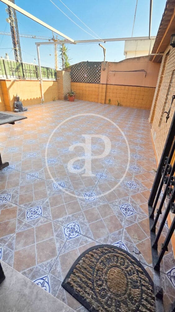 3 bedroom Penthouse for sale in Picassent with pool - € 269,000 (Ref: 9949864)