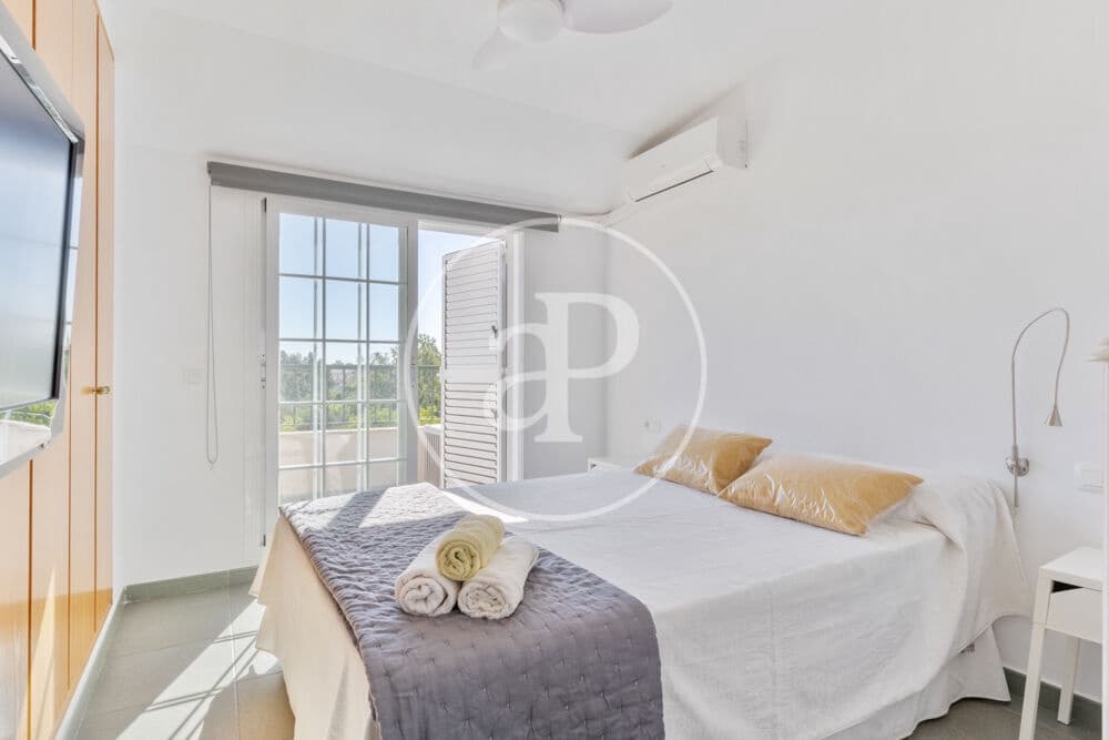2 soveværelse Penthouse til leje i Betera med swimmingpool garage - € 2.500 (Ref: 9949865)