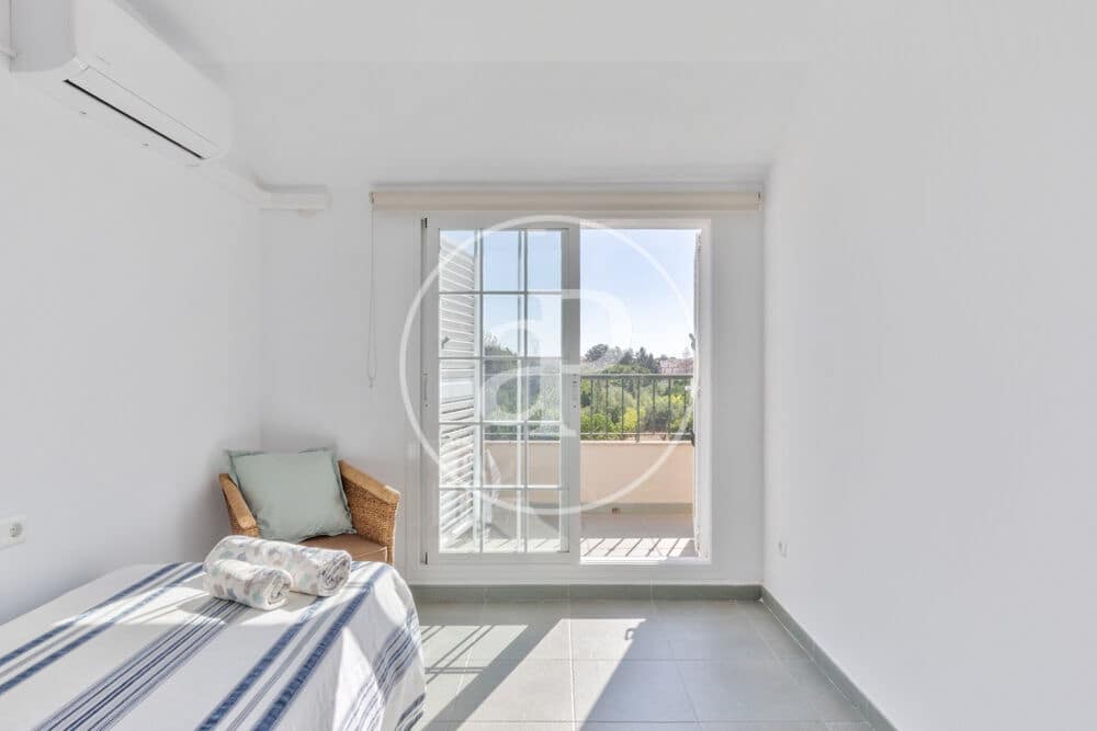 2 soveværelse Penthouse til leje i Betera med swimmingpool garage - € 2.500 (Ref: 9949865)