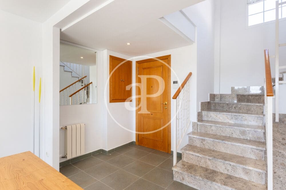 2 soveværelse Penthouse til leje i Betera med swimmingpool garage - € 2.500 (Ref: 9949865)