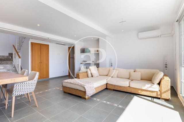 2 soveværelse Penthouse til leje i Bétera med swimmingpool garage - € 2.500 (Ref: 9949865)