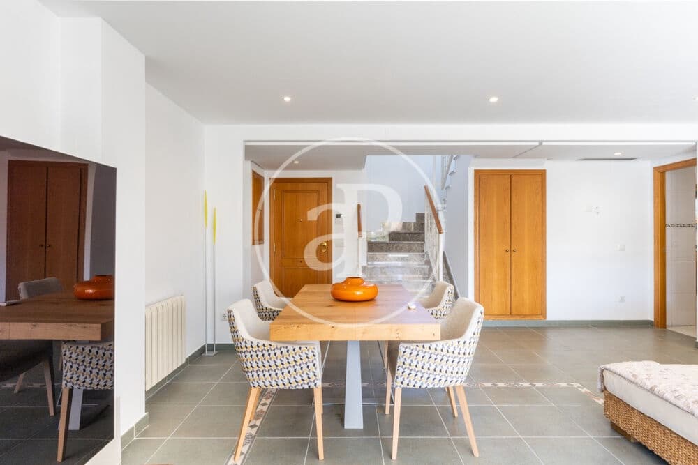 2 soveværelse Penthouse til leje i Betera med swimmingpool garage - € 2.500 (Ref: 9949865)