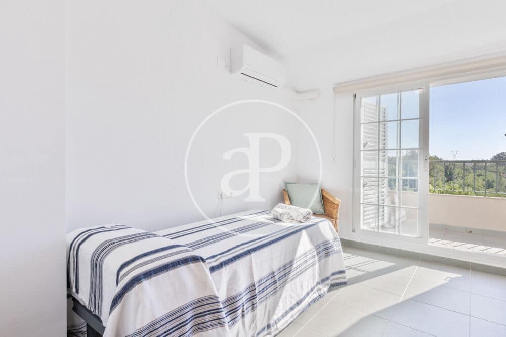2 soveværelse Penthouse til leje i Betera med swimmingpool garage - € 2.500 (Ref: 9949865)