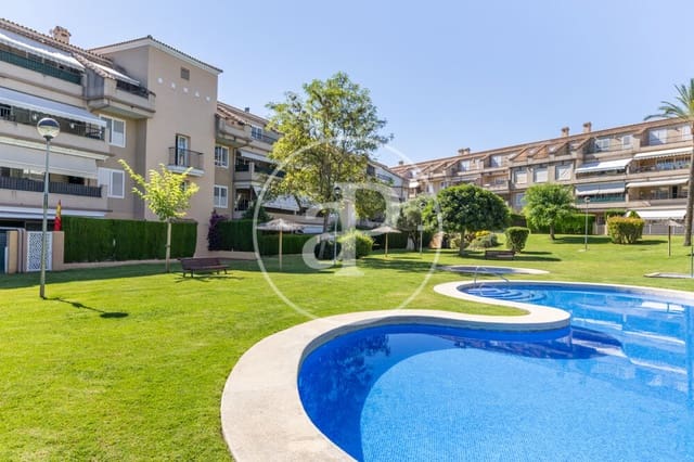 2 soveværelse Penthouse til leje i Bétera med swimmingpool garage - € 2.500 (Ref: 9949865)