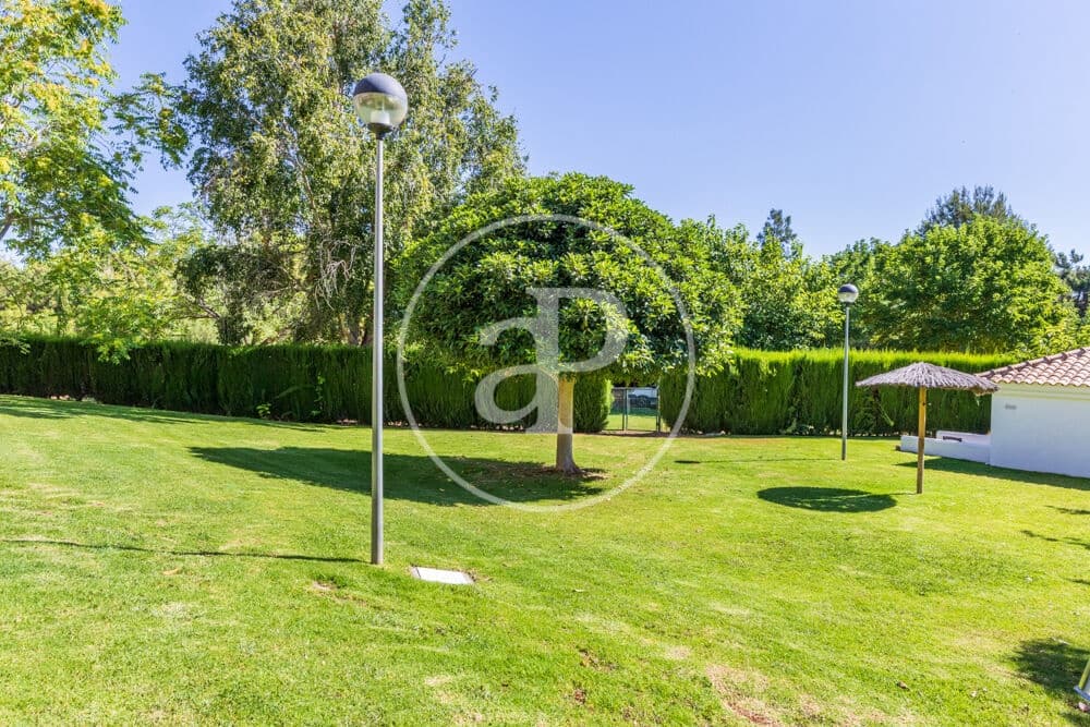 2 soveværelse Penthouse til leje i Betera med swimmingpool garage - € 2.500 (Ref: 9949865)