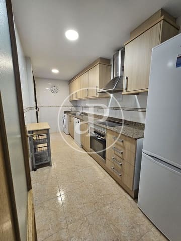 3 soveværelse Lejlighed til leje i Sagunto / Sagunt med swimmingpool garage - € 1.000 (Ref: 9949875)