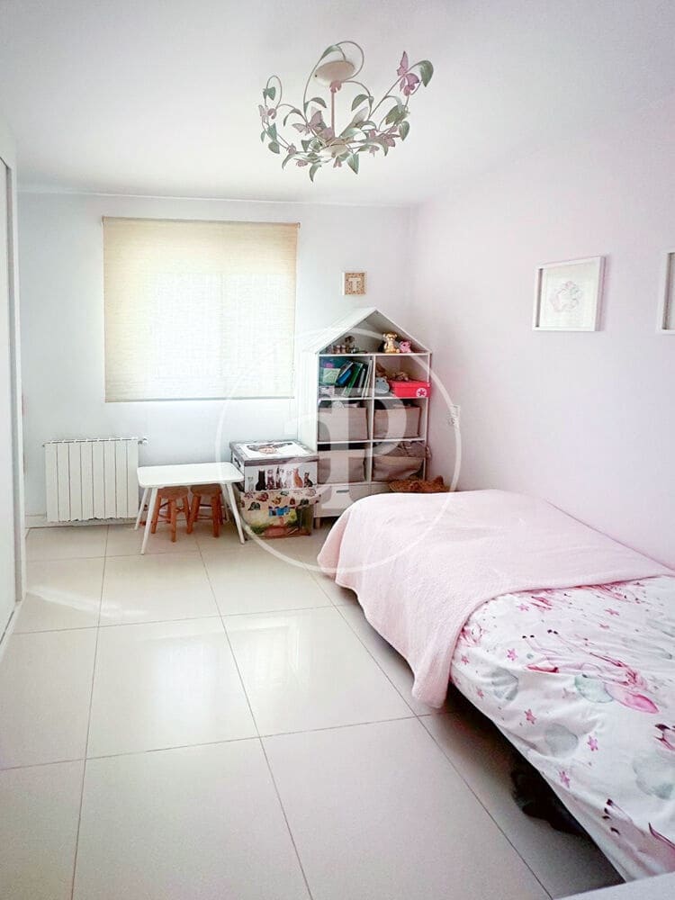 5 bedroom Villa for sale in Betera with pool - € 650,000 (Ref: 9949876)