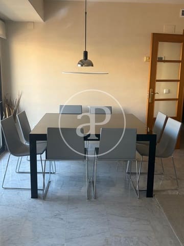 3 soveværelse Lejlighed til leje i Mestalla, Valencia by med garage - € 2.600 (Ref: 9949877)