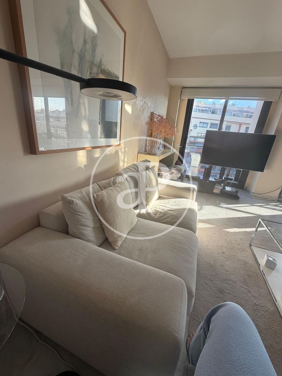 3 soveværelse Lejlighed til leje i Valencia by med garage - € 2.600 (Ref: 9949877)