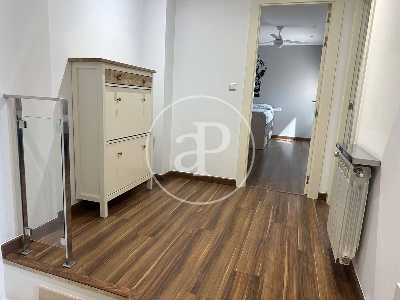 3 quarto Apartamento para arrendar em Arenales del Sol com piscina garagem - 1 800 € (Ref: 9952702)