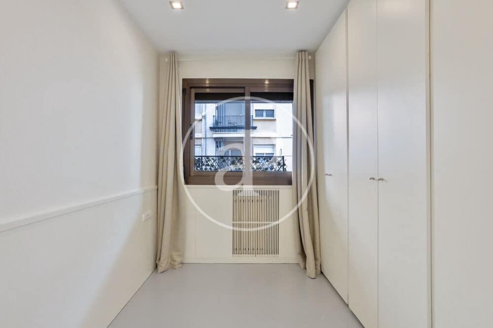 3 bedroom Apartment for rent in Valencia city with garage - € 2,000 (Ref: 9952703)