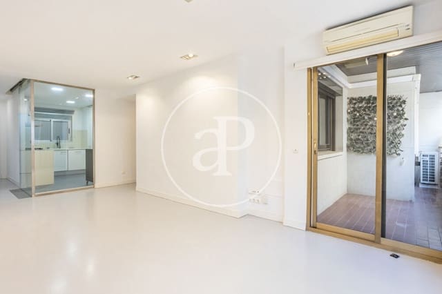 3 camera da letto Appartamento da affittare in Mestalla, Valencia città con garage - 2.000 € (Rif: 9952703)