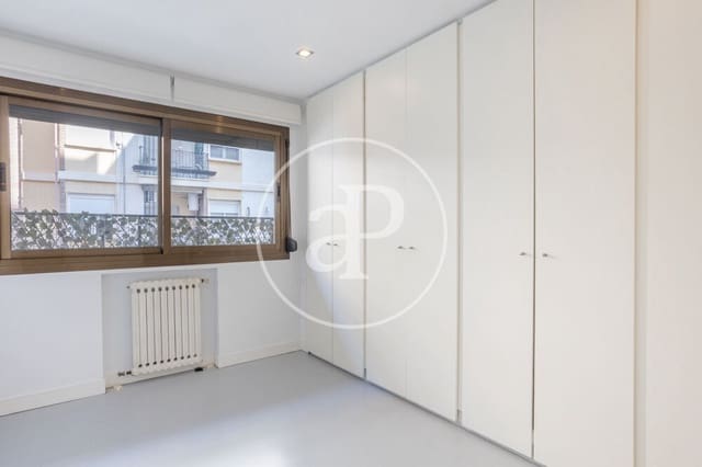 3 camera da letto Appartamento da affittare in Mestalla, Valencia città con garage - 2.000 € (Rif: 9952703)