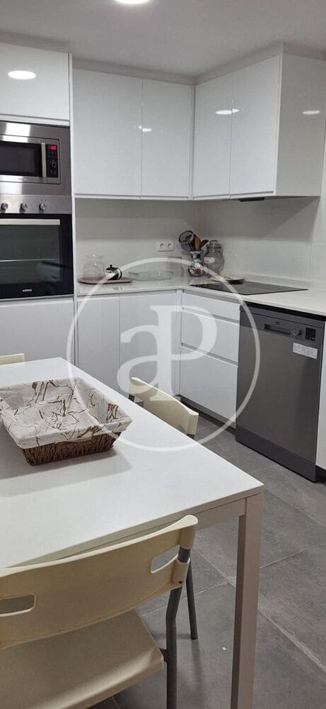 3 camera da letto Appartamento da affittare in Valencia citta - 1.600 € (Rif: 9952704)