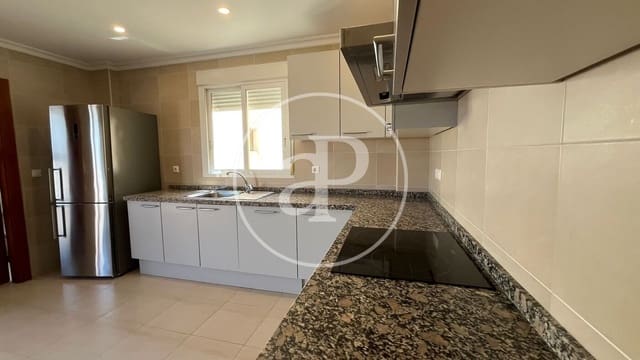 Apartamento de 3 habitaciones en Arenales del Sol, Elche / Elx en alquiler con piscina - 1.800 € (Ref: 9954293)