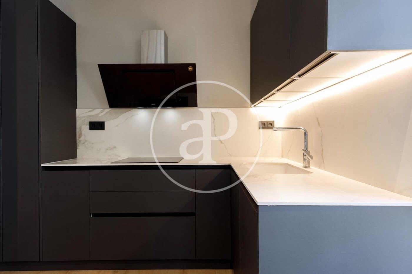 3 soveværelse Lejlighed til leje i Valencia by - € 4.000 (Ref: 9954294)