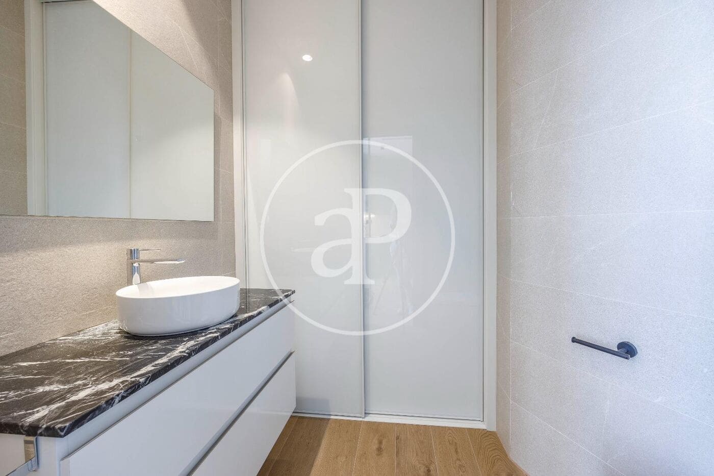 3 soveværelse Lejlighed til leje i Valencia by - € 4.000 (Ref: 9954294)