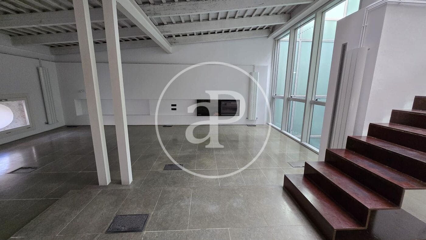4 makuuhuone Huoneisto vuokrattavana paikassa Valencia kaupunki mukana 
autotalli - 3 300 € (Ref: 9958045)