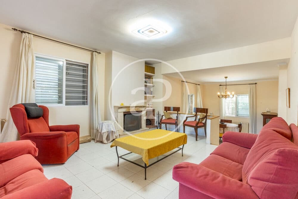 4 bedroom Villa for sale in Castello de la Plana with pool - € 440,000 (Ref: 9959839)
