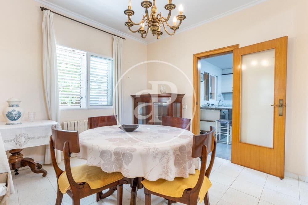 4 bedroom Villa for sale in Castello de la Plana with pool - € 440,000 (Ref: 9959839)