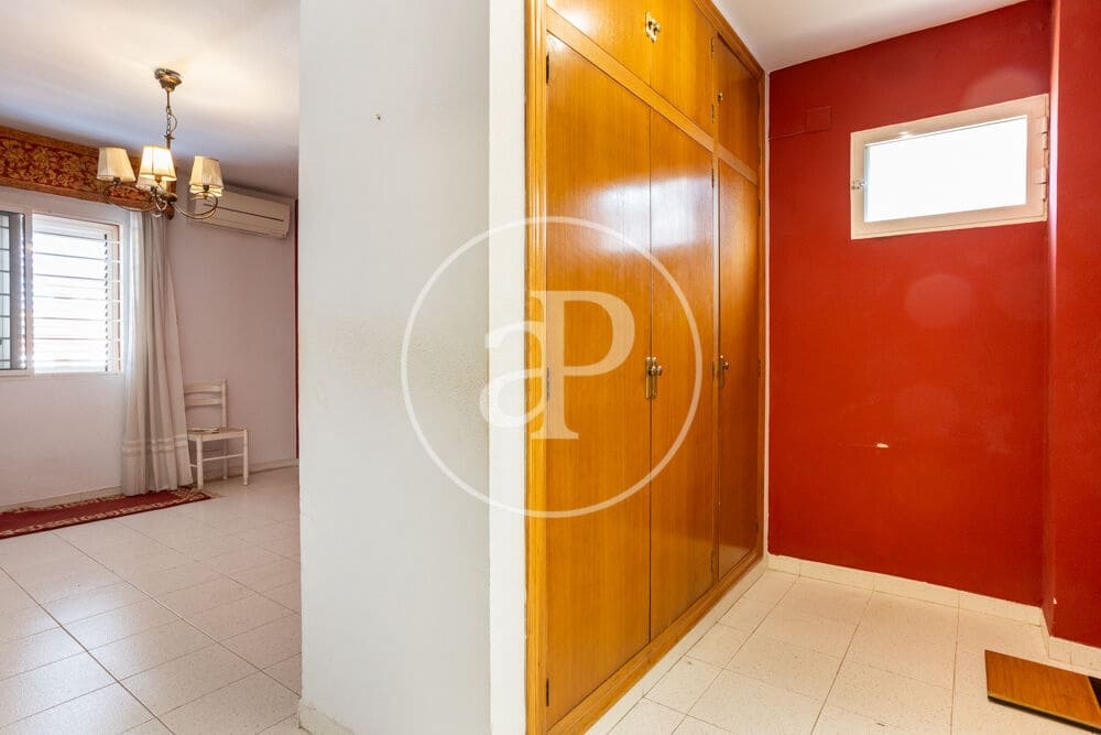 4 bedroom Villa for sale in Castello de la Plana with pool - € 440,000 (Ref: 9959839)