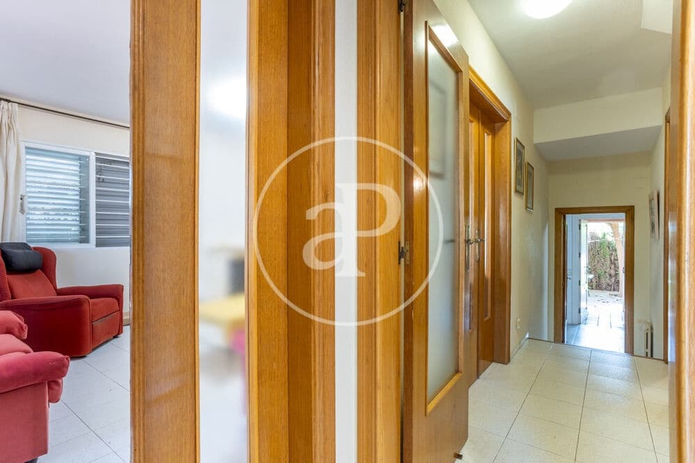 4 bedroom Villa for sale in Castello de la Plana with pool - € 440,000 (Ref: 9959839)