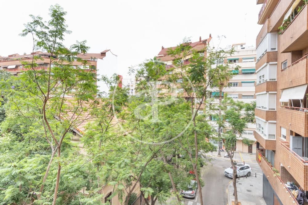 3 bedroom Apartment for rent in Valencia city with garage - € 2,300 (Ref: 9959840)