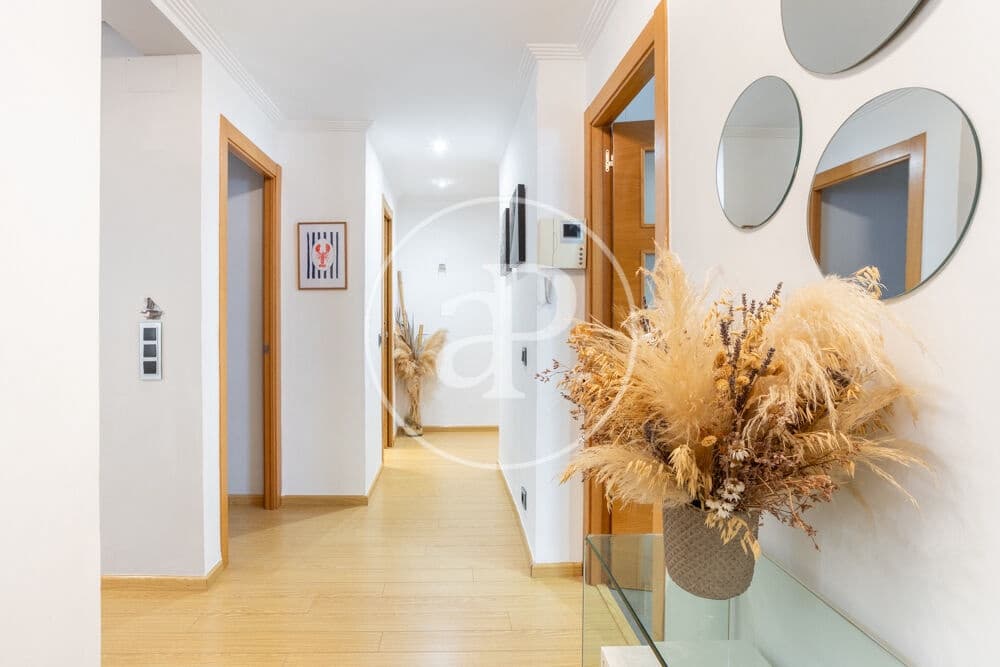 4 camera da letto Appartamento da affittare in Valencia citta - 1.800 € (Rif: 9959841)