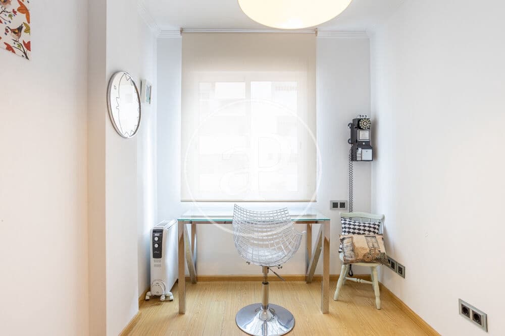 4 camera da letto Appartamento da affittare in Valencia citta - 1.800 € (Rif: 9959841)