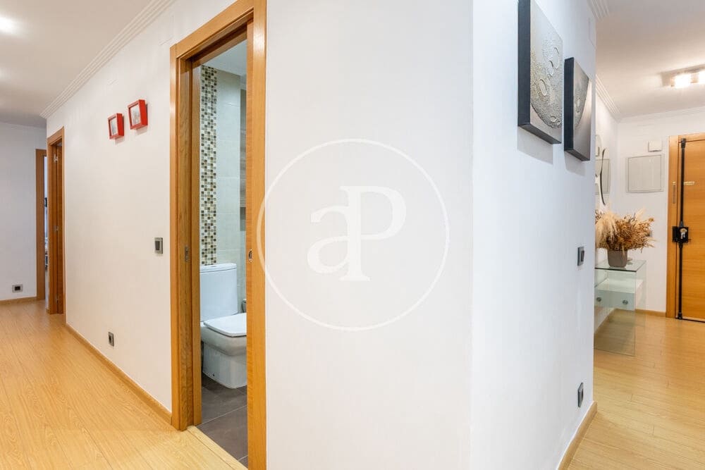 4 camera da letto Appartamento da affittare in Valencia citta - 1.800 € (Rif: 9959841)
