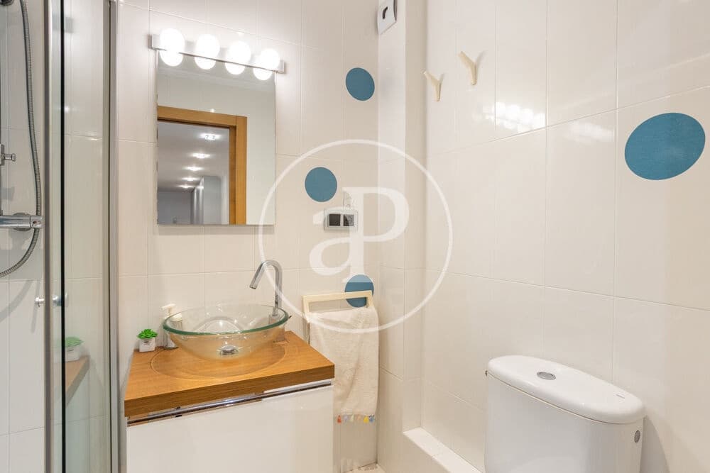 4 camera da letto Appartamento da affittare in Valencia citta - 1.800 € (Rif: 9959841)
