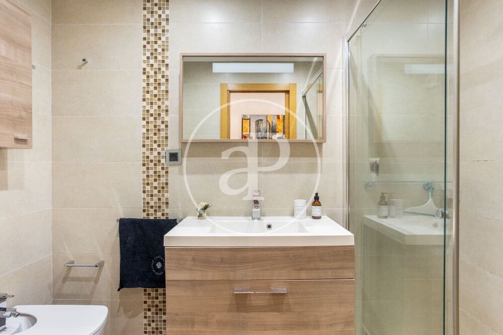 4 camera da letto Appartamento da affittare in Valencia citta - 1.800 € (Rif: 9959841)