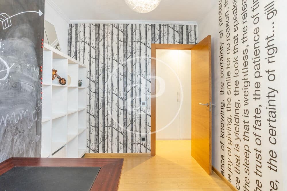 4 camera da letto Appartamento da affittare in Valencia citta - 1.800 € (Rif: 9959841)
