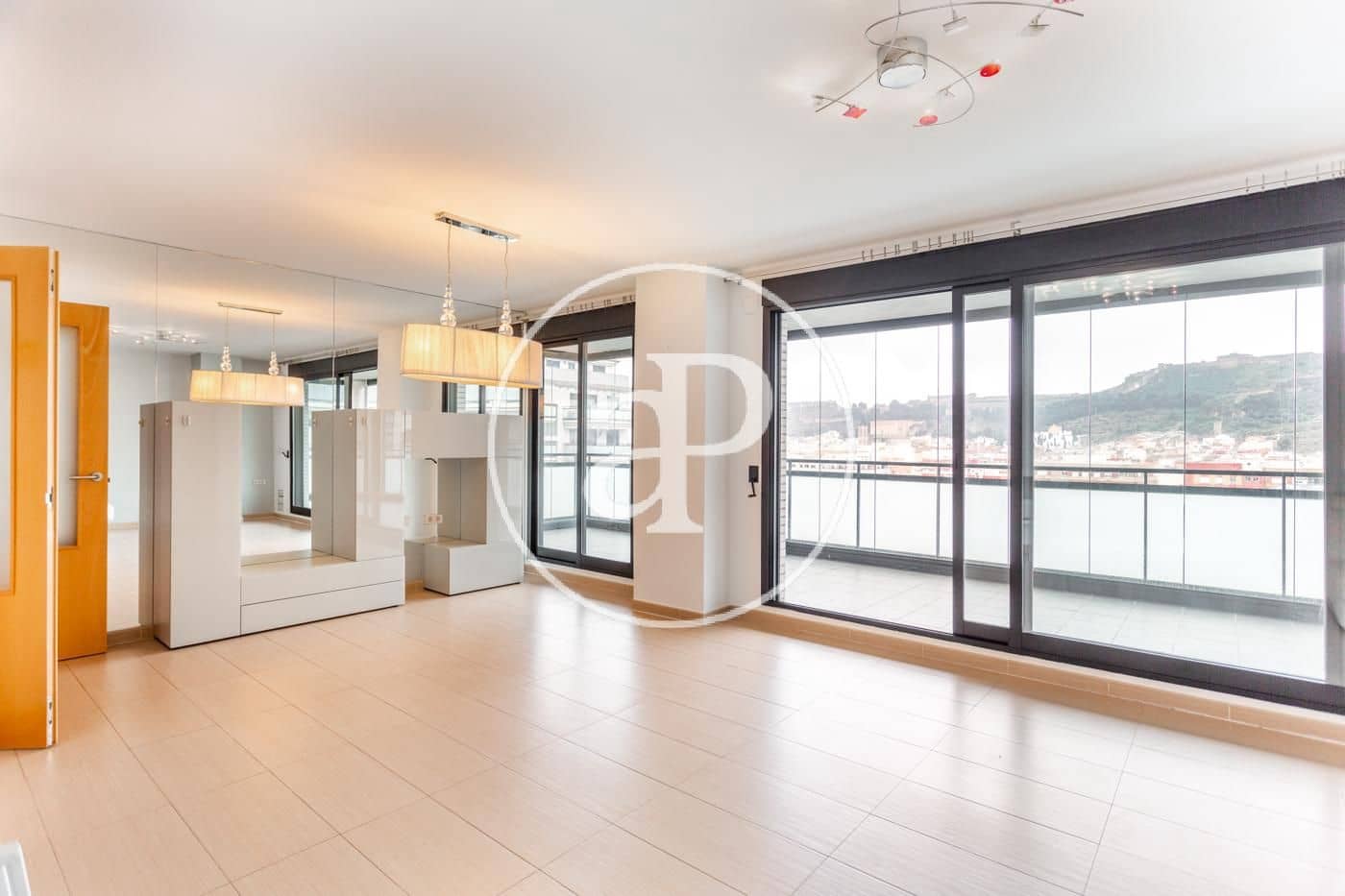 3 bedroom Apartment for rent in Sagunto / Sagunt with pool - € 1,900 (Ref: 9959842)