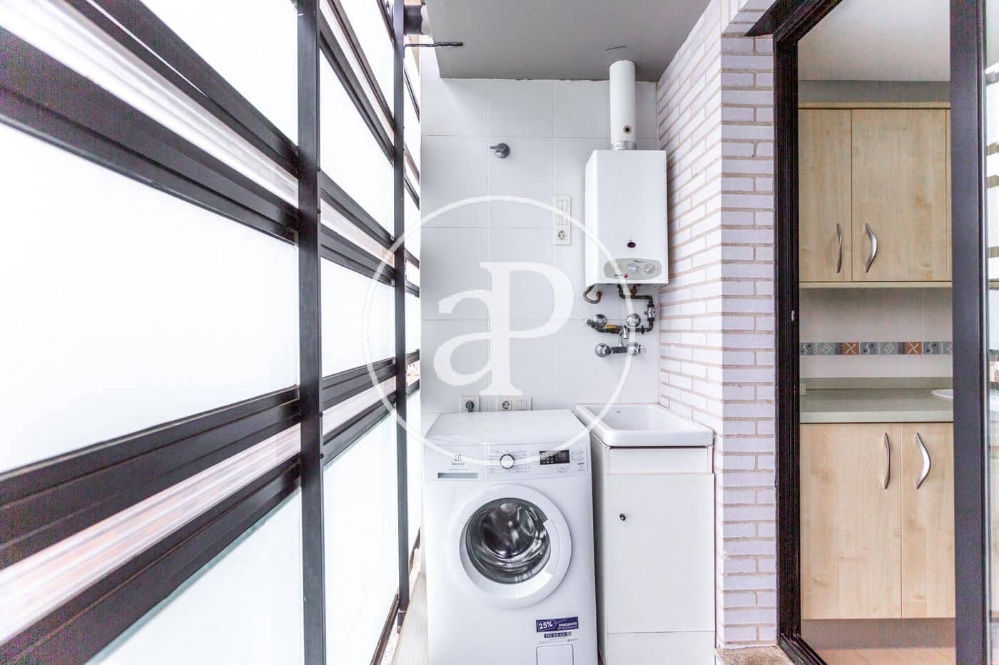 3 bedroom Apartment for rent in Sagunto / Sagunt with pool - € 1,900 (Ref: 9959842)