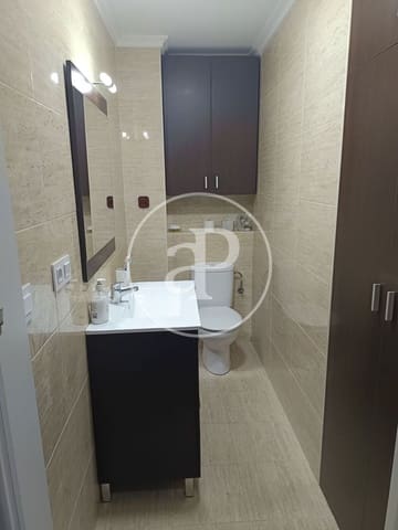 4 soveværelse Lejlighed til leje i Malilla, Valencia by med garage - € 1.400 (Ref: 9959843)