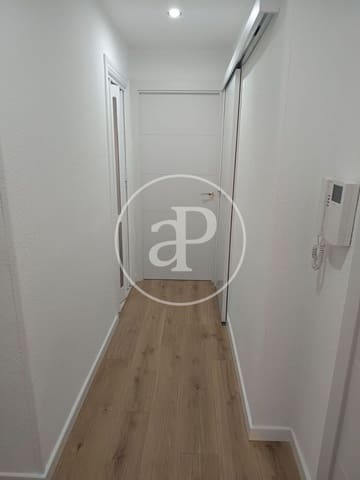 4 soveværelse Lejlighed til leje i Malilla, Valencia by med garage - € 1.400 (Ref: 9959843)