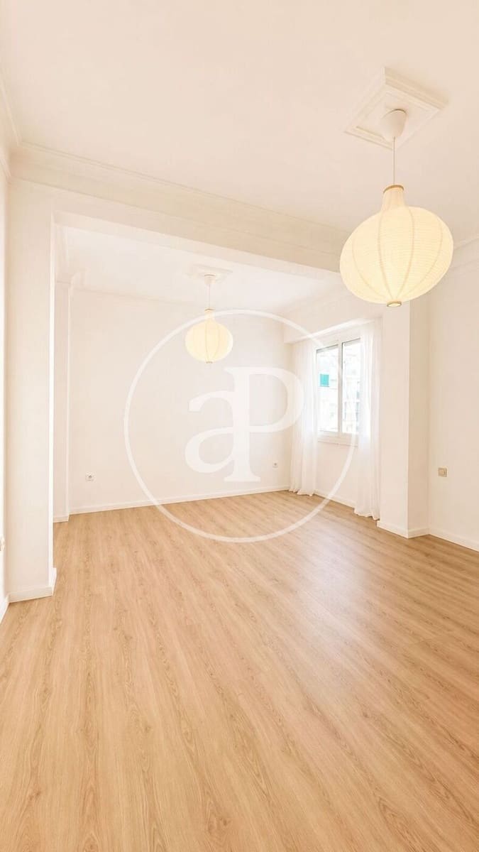 4 soveværelse Lejlighed til leje i Valencia by - € 1.750 (Ref: 9962774)